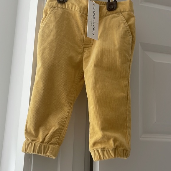 Janie and jack baby boy 12 month old mustard color corduroys with suspenders - Picture 4 of 4